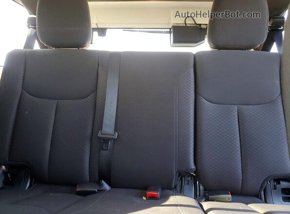 1C4BJWDG7HL514664 2017 JEEP WRANGLER Black უკანა სავარძლების ხედი