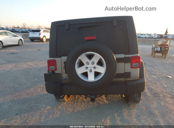 1C4BJWDG8GL316349 2016 JEEP WRANGLER UNLIMITED Tan 