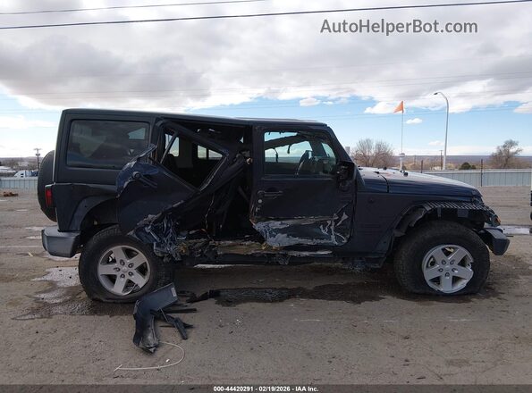 1C4BJWDG8GL341543 2016 JEEP WRANGLER UNLIMITED Black Vista interior trasera
