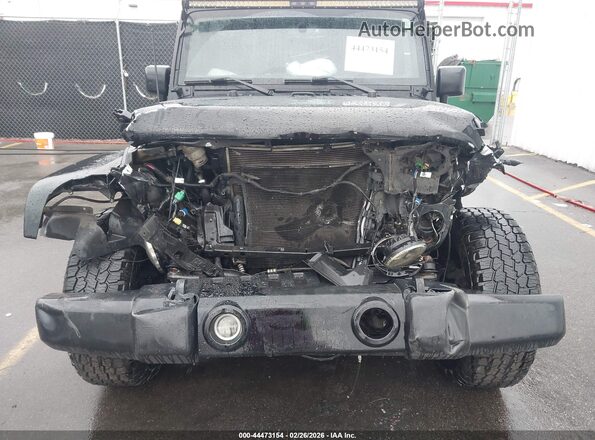 1C4BJWEG2HL679035 2017 JEEP WRANGLER UNLIMITED Black Widok z przodu