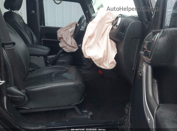 1C4BJWEG2HL679035 2017 JEEP WRANGLER UNLIMITED Black Widok wnętrza z przodu