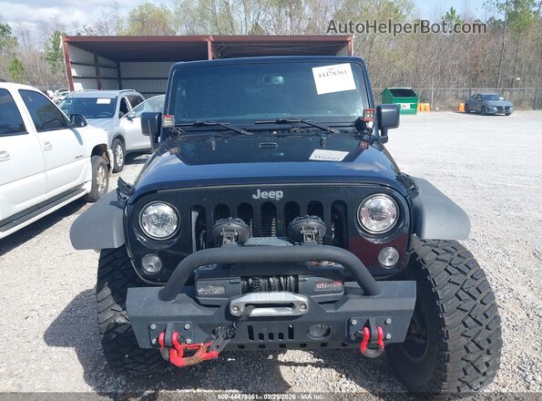 1C4HJWDG4JL911894 2018 JEEP WRANGLER Black Սարքավորումների վահանակի տեսք