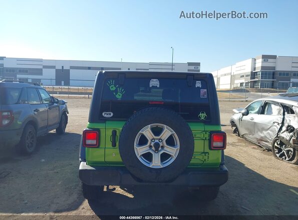 1C4HJXDG2JW301142 2018 JEEP WRANGLER UNLIMITED Зеленый 