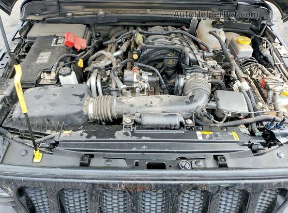1C4HJXDG2PW672939 2023 JEEP WRANGLER Gray ძრავის განყოფილების ხედი