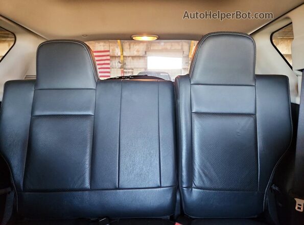 1C4NJDEBXGD764669 2016 JEEP COMPASS Gray Widok tylnych siedzeń