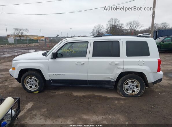 1C4NJPBA5GD688629 2016 JEEP PATRIOT White Панорамний вид салону 360°
