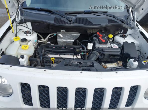 1C4NJPBA7HD125082 2017 JEEP PATRIOT White Вид ззаду