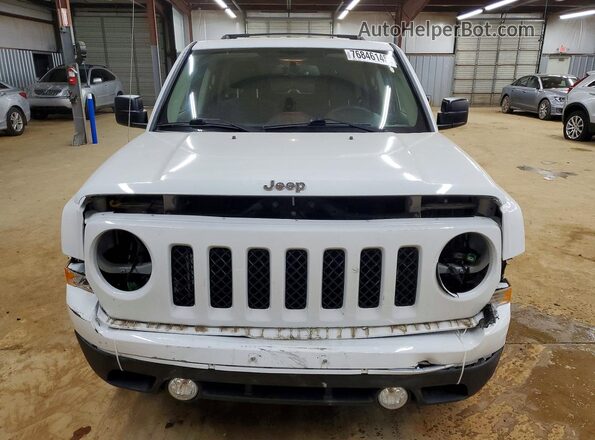 1C4NJRBB3HD212577 2017 JEEP PATRIOT Белый Вид спереди