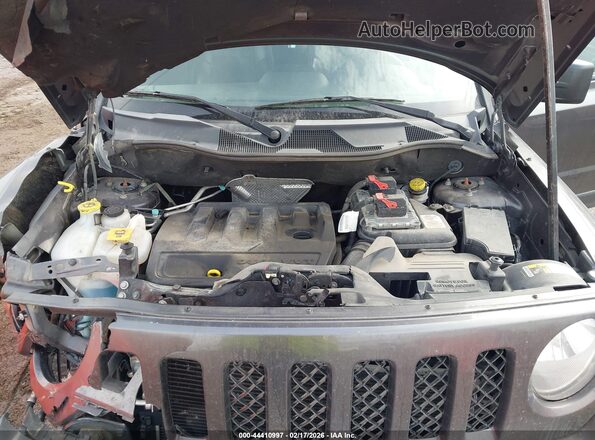 1C4NJRBB4HD159419 2017 JEEP PATRIOT Gray Вид ззаду