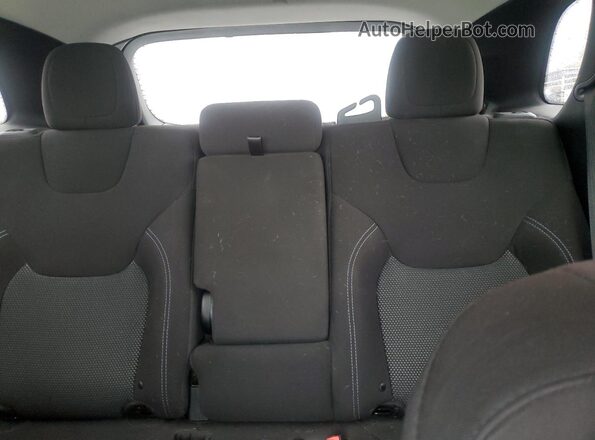 1C4PJLCB1KD439603 2019 JEEP CHEROKEE Black 