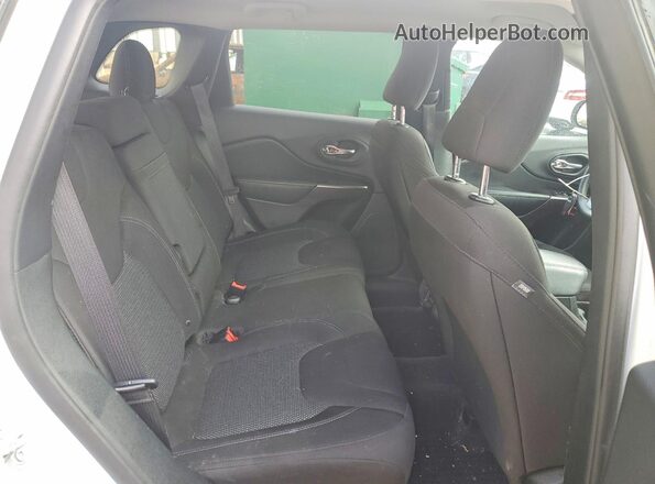 1C4PJLCB2KD263421 2019 JEEP CHEROKEE White 