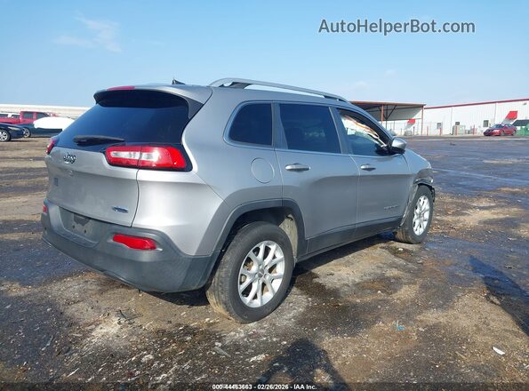 1C4PJLCB3HW522771 2017 JEEP CHEROKEE Silver Trasero derecho