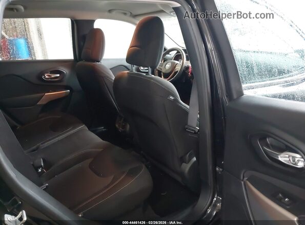 1C4PJLCBXHW617182 2017 JEEP CHEROKEE Black VIN կոդի պիտակի տեսք
