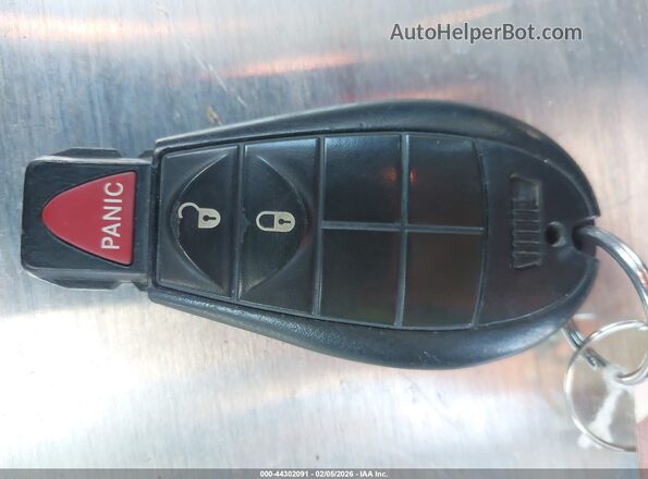 1C4PJLCBXKD341007 2019 JEEP CHEROKEE Silver Առջևի վահանակի տեսք