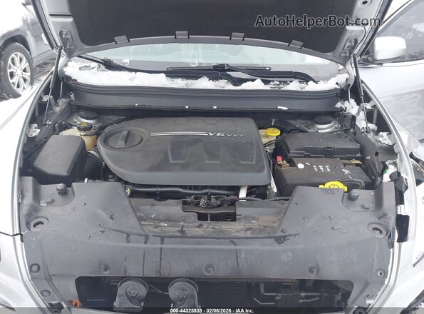 1C4PJLCSXHW549014 2017 JEEP CHEROKEE Золотой Вид сзади