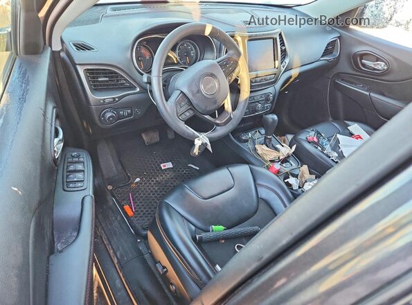 1C4PJMBN3PD104982 2023 JEEP CHEROKEE Серый Вид панели приборов