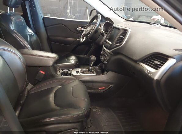 1C4PJMBSXGW322797 2016 JEEP CHEROKEE Серый Вид салона спереди