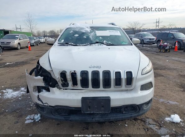 1C4PJMCB8GW340553 2016 JEEP CHEROKEE White Instrument cluster view