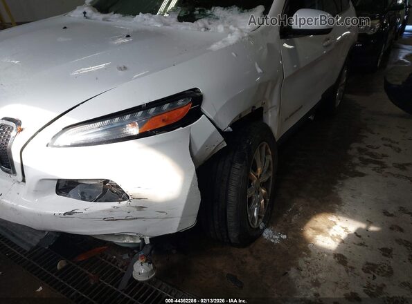 1C4PJMDB0HW512252 2017 JEEP CHEROKEE White Вид спереду