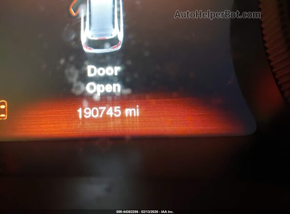 1C4PJMDB0HW512252 2017 JEEP CHEROKEE White 