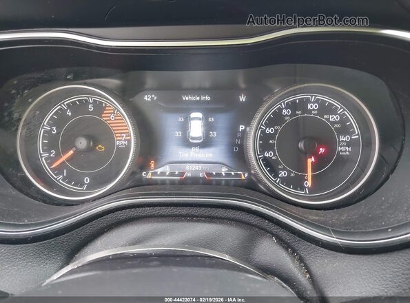 1C4PJMDN8KD208938 2019 JEEP CHEROKEE Silver 