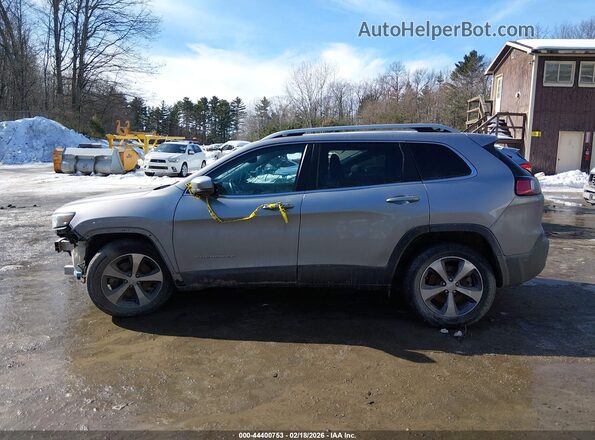 1C4PJMDX1KD355491 2019 JEEP CHEROKEE Silver Widok wnętrza 360 stopni