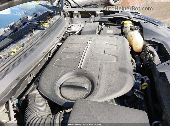 1C4PJMDX1KD355491 2019 JEEP CHEROKEE Silver Widok z tyłu