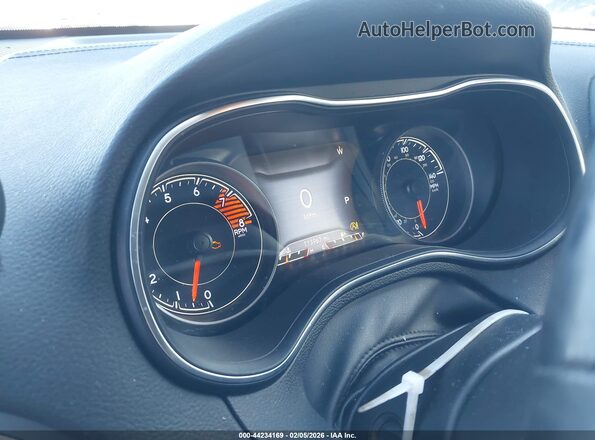 1C4PJMDX3KD380537 2019 JEEP CHEROKEE Черный 