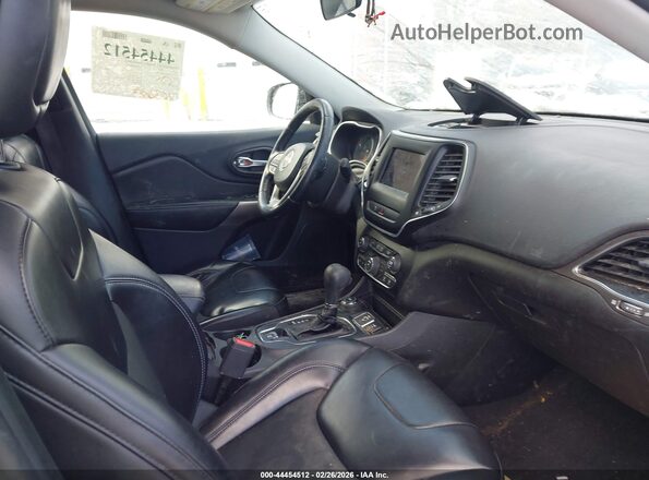 1C4PJMLB3LD530928 2020 JEEP CHEROKEE Gray Front interior view