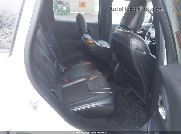 1C4PJMLBXKD484836 2019 JEEP CHEROKEE White VIN կոդի պիտակի տեսք