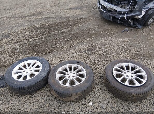 1C4PJMLX4KD231927 2019 JEEP CHEROKEE Белый Вид щитка приборов