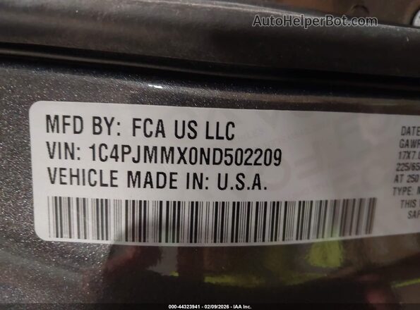 1C4PJMMX0ND502209 2022 JEEP CHEROKEE Gray ძრავის განყოფილების ხედი