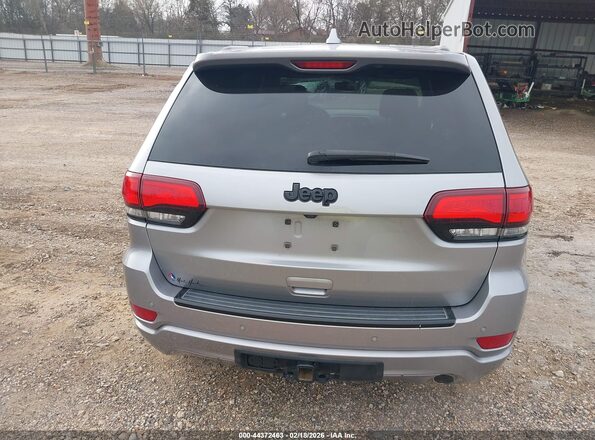 1C4RJEAG4HC869031 2017 JEEP GRAND CHEROKEE Silver 