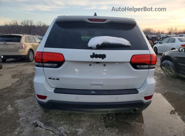 1C4RJFAG7HC667385 2017 JEEP GRAND CHER White Вид салону спереду