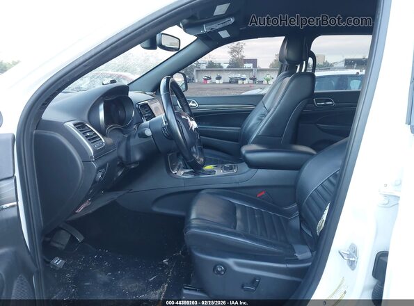 1C4RJFBG2LC236833 2020 JEEP GRAND CHEROKEE White Front interior view