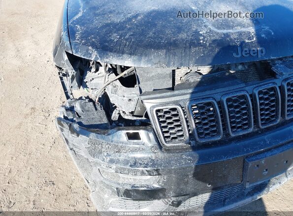 1C4RJFCG8JC236105 2018 JEEP GRAND CHEROKEE Black Widok z przodu