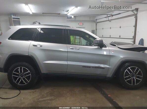 1C4RJFLG7LC117397 2020 JEEP GRAND CHEROKEE Silver Панорамний вид салону 360°