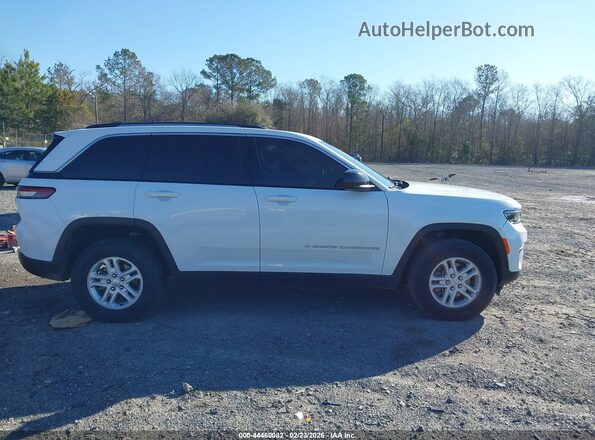 1C4RJGAGXRC718613 2024 JEEP GRAND CHEROKEE Белый Вид панели приборов