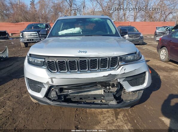 1C4RJHAG9RC699574 2024 JEEP GRAND CHEROKEE Серебряный Вид щитка приборов