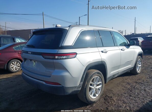 1C4RJHAG9RC699574 2024 JEEP GRAND CHEROKEE Серебряный Задняя правая четверть