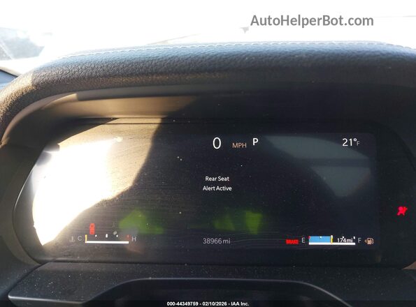 1C4RJHBG9RC171841 2024 JEEP GRAND CHEROKEE Silver Вид задніх сидінь