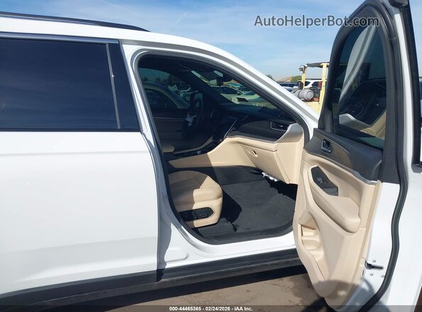 1C4RJJBGXP8746083 2023 JEEP GRAND CHEROKEE L White Vista interior delantera