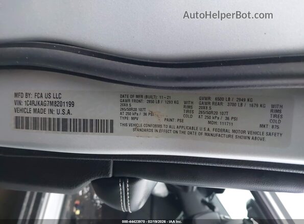 1C4RJKAG7M8201199 2021 JEEP GRAND CHEROKEE L Серебряный Вид подкапотного пространства