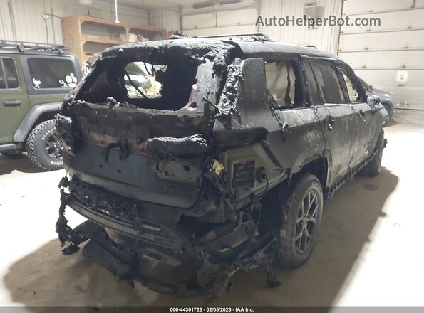 1C4RJKBG6P8876366 2023 JEEP GRAND CHEROKEE L Red Rear right