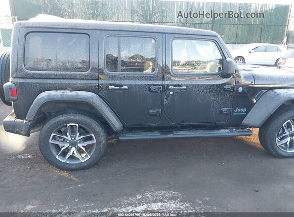 1C4RJXN64SW603933 2025 JEEP WRANGLER Black Вид задньої частини салону