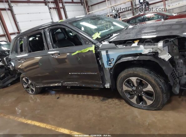 1C4RJYB65N8749065 2022 JEEP GRAND CHEROKEE 4XE Gray Вид задньої частини салону