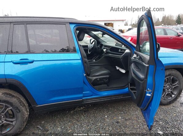 1C4RJYC60P8884004 2023 JEEP GRAND CHEROKEE 4XE Blue Front interior view