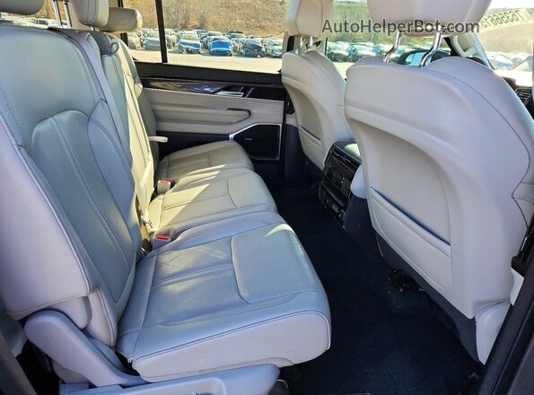 1C4SJSAP4PS542732 2023 JEEP WAGONEER Gray Rear interior view