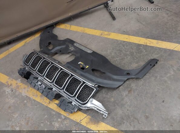 1C4SJSBP9PS542577 2023 JEEP WAGONEER L Gray ხელსაწყოთა პანელის ხედი
