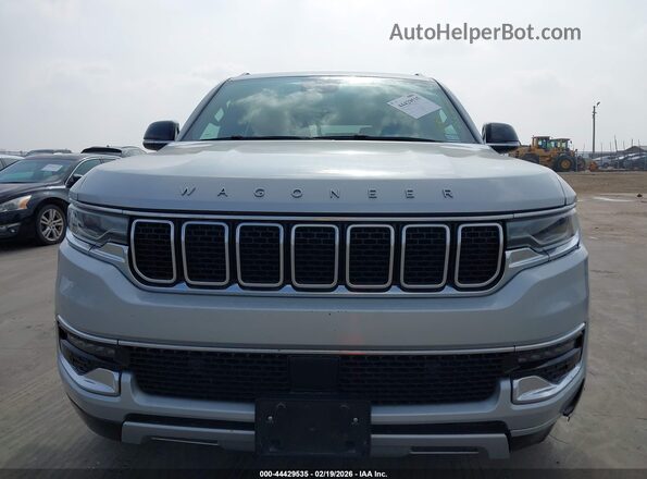 1C4SJSBP9PS543907 2023 JEEP WAGONEER L Silver Սարքավորումների վահանակի տեսք